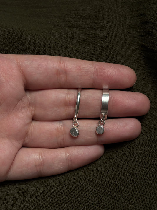Initial pebble charm ring