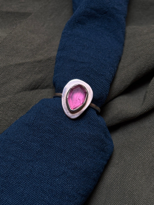 Sapphire ring- Size N